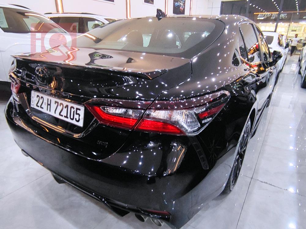 تۆیۆتا کامری